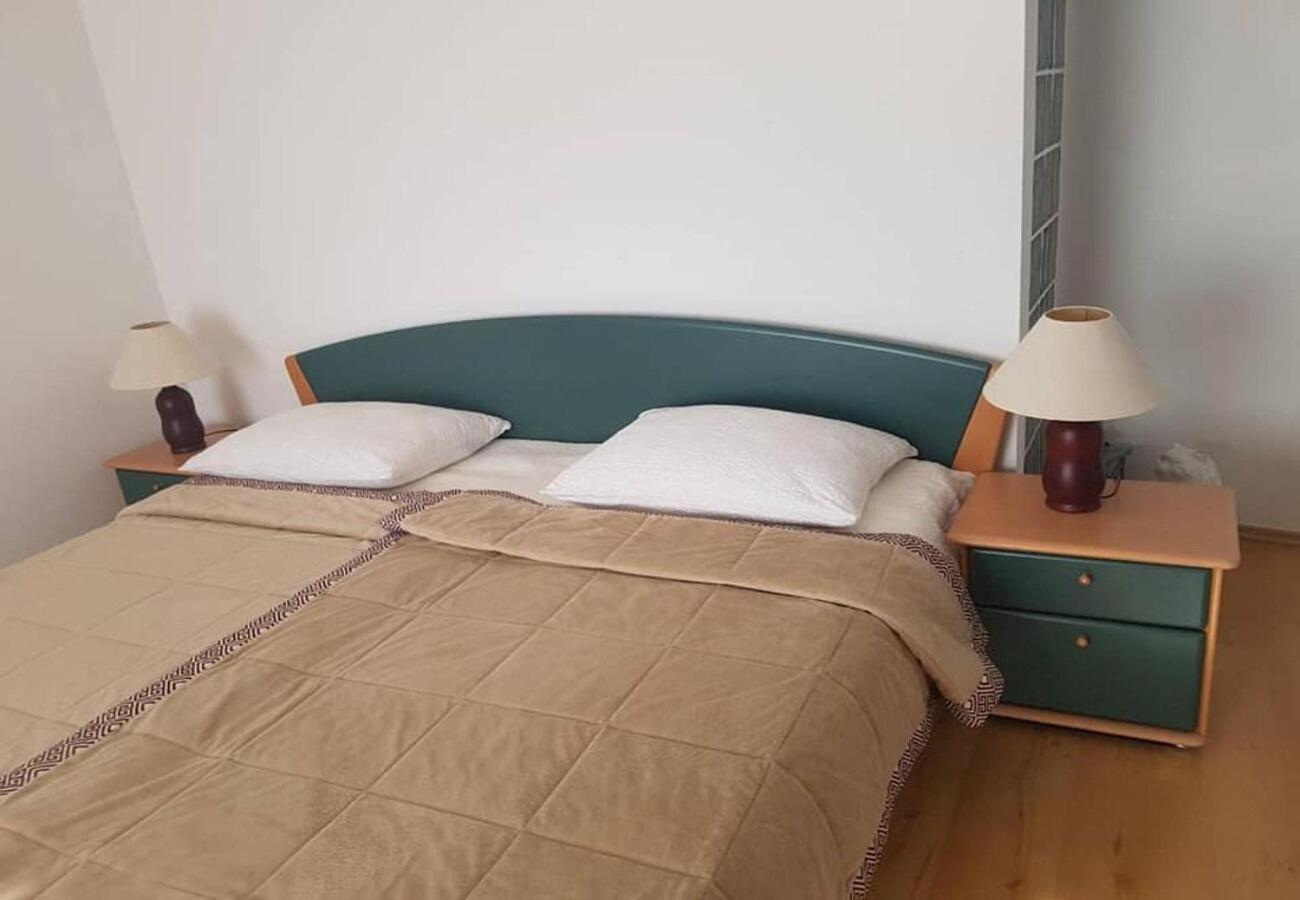 Apartments Javi - Free Private Parking Trogir Exterior photo